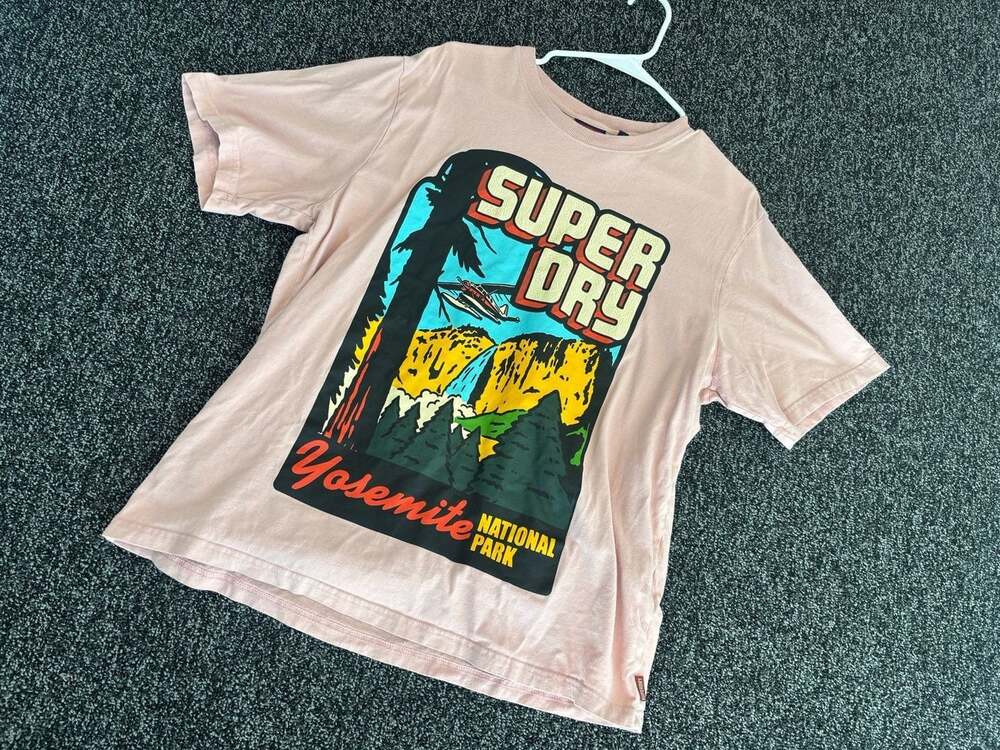 Superdry Yosemite National Park Graphic T-Shirt Pink Size L